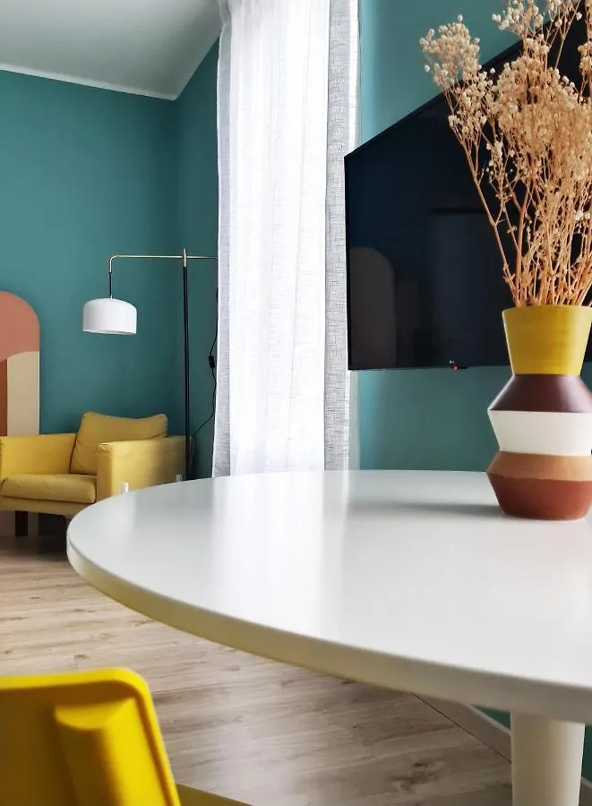 Serendipity Apartments - Brera Milan